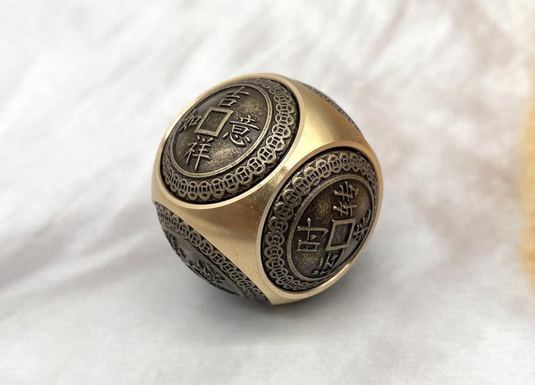 Brass dice spinner - Copper coin decompression toy - Spinning fortune cube - Vintage coin design for stress relief