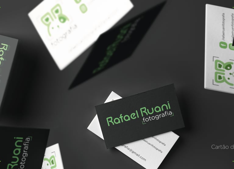 mock up de cartão de visita da empresa Rafael Ruani Fotografia