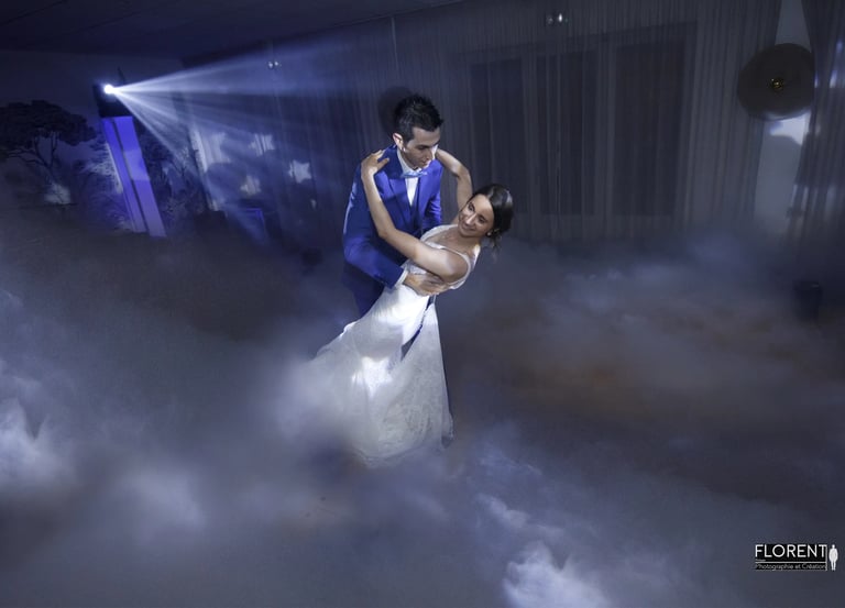 celebre weeding photographer florent studio lille saint omer married dancing in a cloud filled room