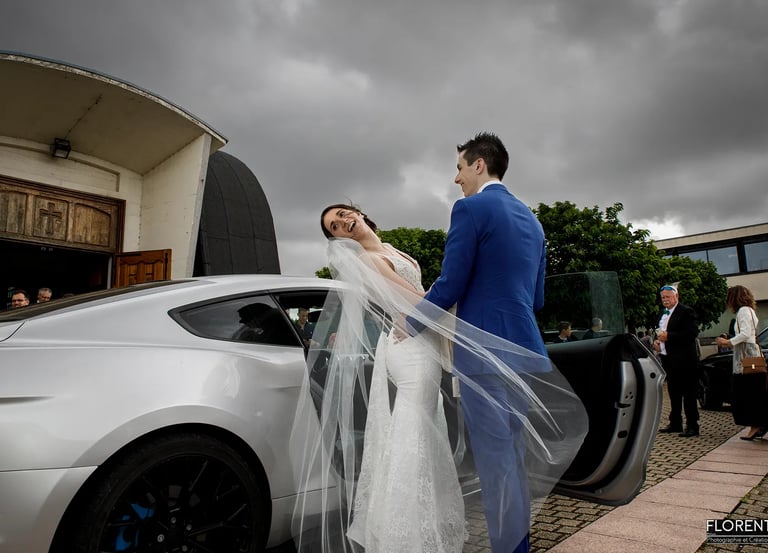 celebre weeding photographer florent lille-eglise-calais-maries voile-dans-le-vent-et-ford-mustang-parisboulogne-sur-mer
