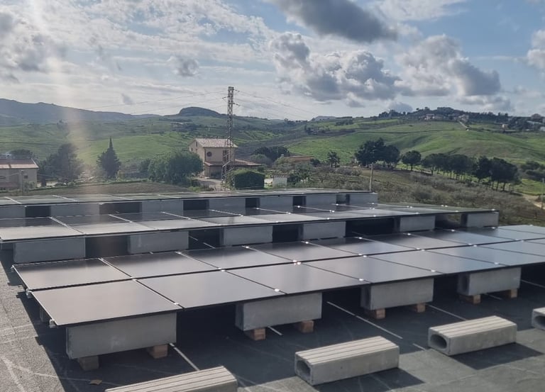 Siamo esperti in impianti fotovoltaici! Offriamo materiali di alta qualità, installazioni sicure e c