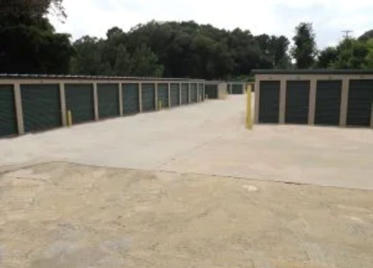 Lots of clean, dry storage