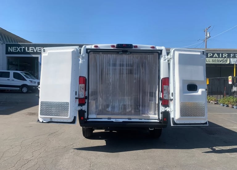 Refrigerated van rental in Los Angeles providing mobile cold storage,reliable temperature control