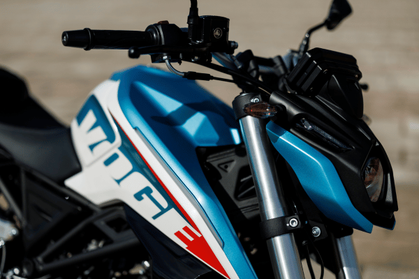 VOGE R125 motociklas, mėlynas