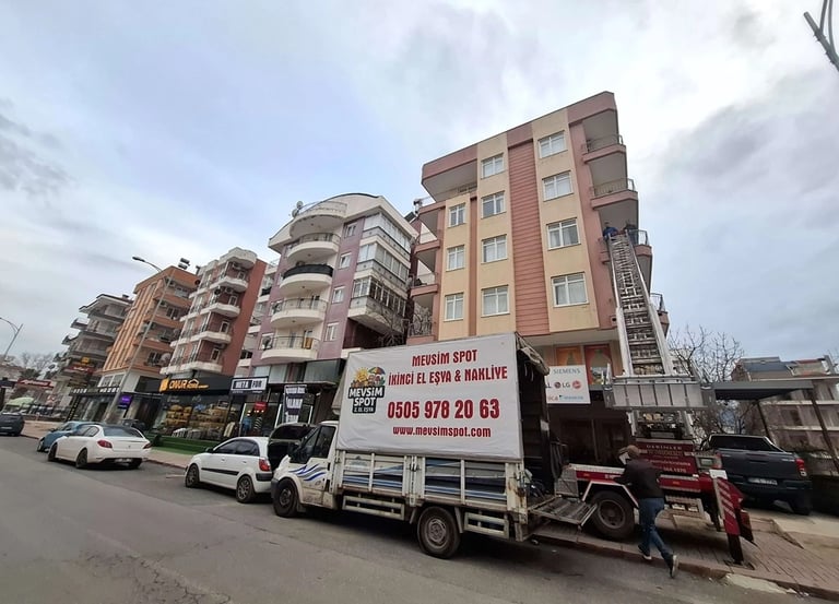 Muratpaşa Güllük Caddesi Ev Taşıma