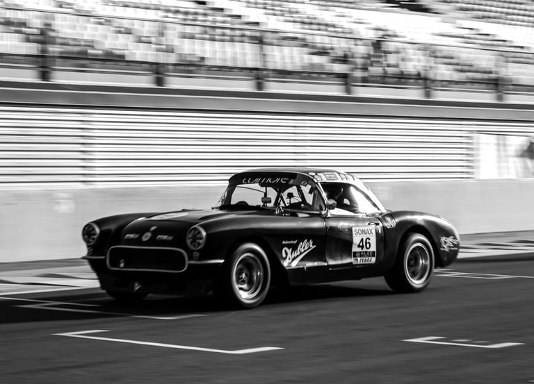 Corvette sur le circuit de Nevers Magny-Cours