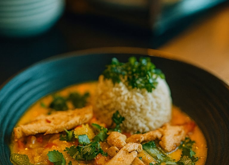Thai Curry mit Reis - Mittagstisch im hausgemacht by Klink-Eberhard