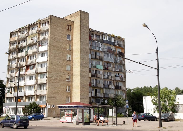 Vilijampolės daugiabutis