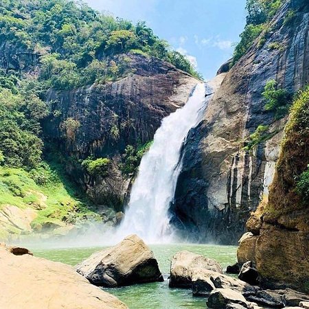 Dunhinda Falls