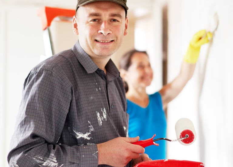 <a href="https://www.freepik.com/free-photo/man-woman-paints-wall_1491278.htm#fromView=search&page=9