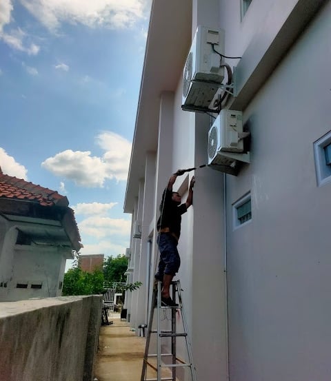 Pelayanan Jasa Service AC Makassar-Berkah Jaya