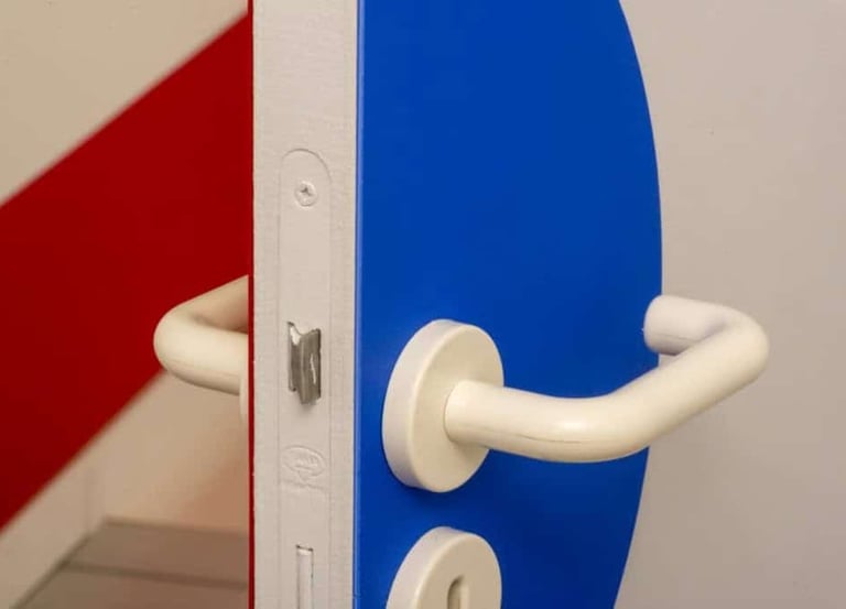 plaque-proprete-protection-porte-pvc