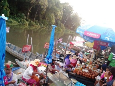 paket tour travel wisata 5 Hari 4 Malam tiga 3 negara malaysia singapore singapura hatyai thailand