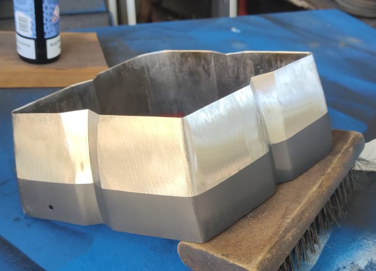 Troqueles corte:  Reparación técnica de troqueles corte Sobre industrial con soldadura de precisión.