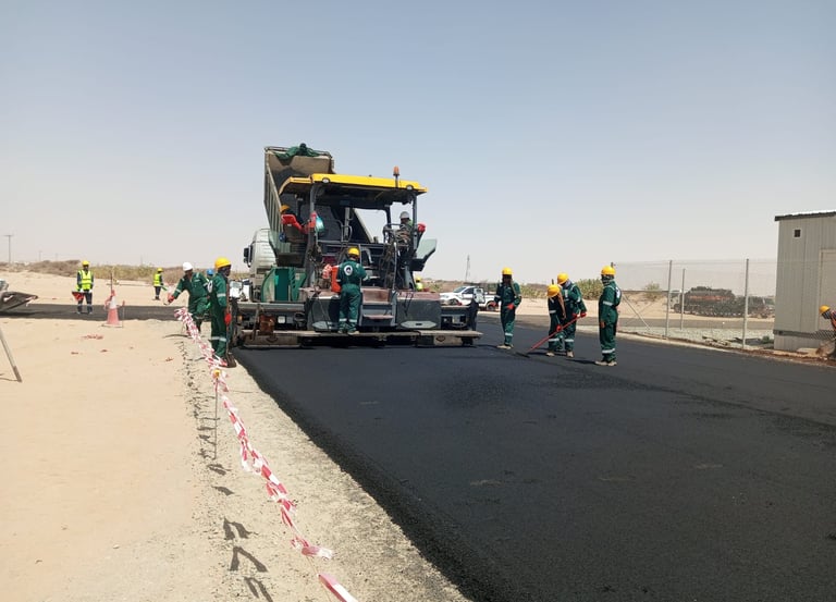 earthworks asphalt paving road construction أعمال تسوية قشط حفر، رصف أسفلت وتخطيط مواقف