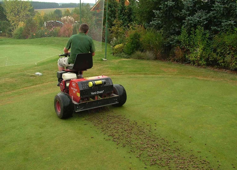Riding a aerator