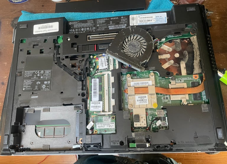 Dépoussiérage Ordinateur Portable 