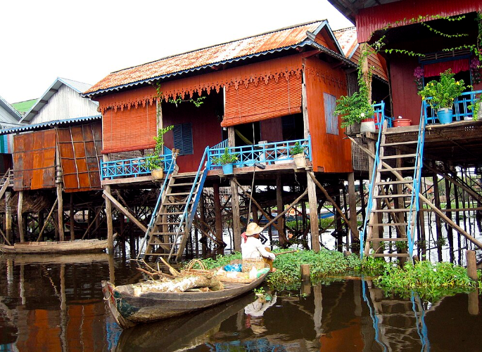 Village flottant au Cambodge