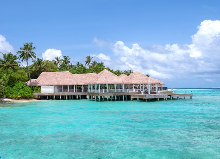 Ayada Maldives ocean breeze restaurant
