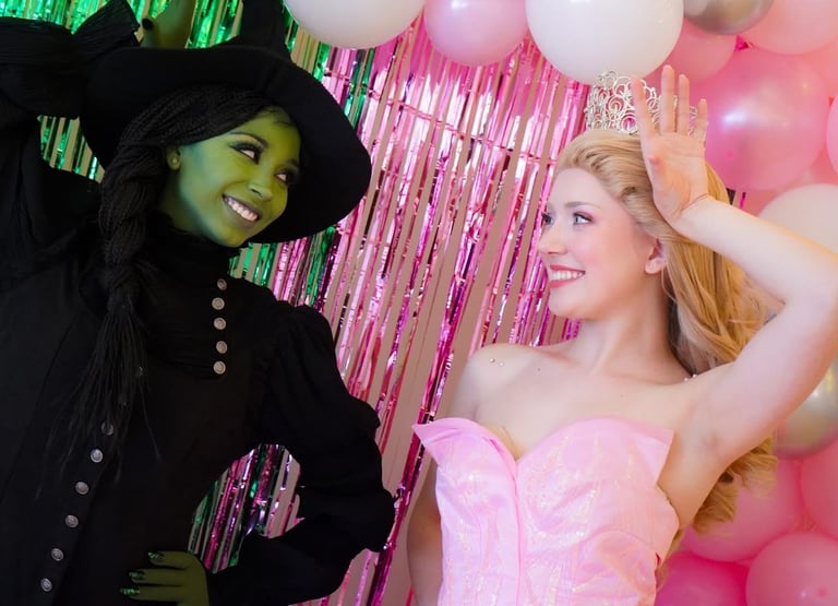 Elphaba and Glinda do their special wave