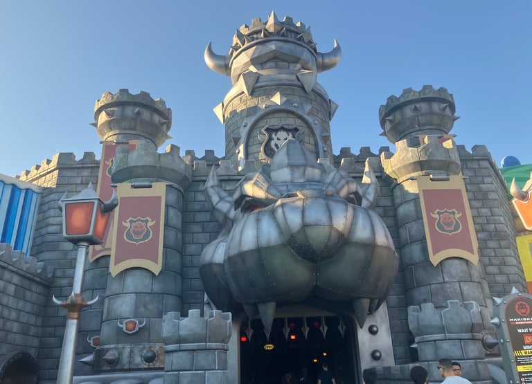 Super Nintendo World - Bowser's Castle is the Counterpoint to Peach's