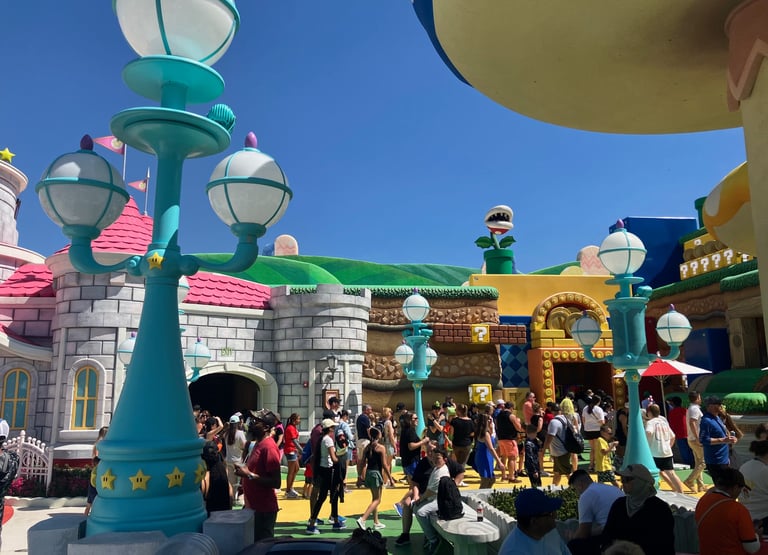 Super Nintendo World - Peach Castle...but Don't Expect a Toad Town