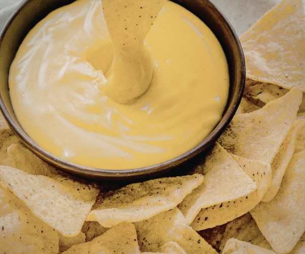 Queso Dip & CHips