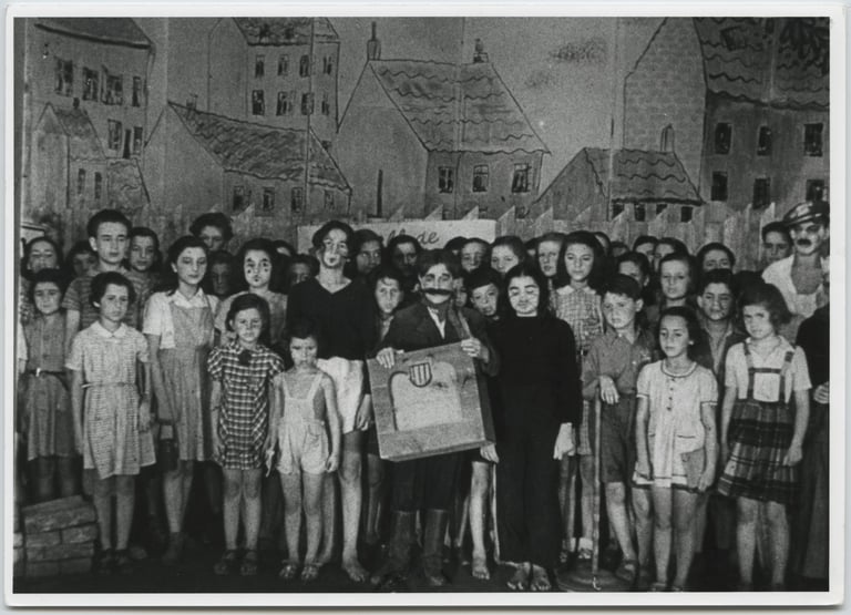 Les enfants de Térézin, film documentaire d'Henriette Chardak