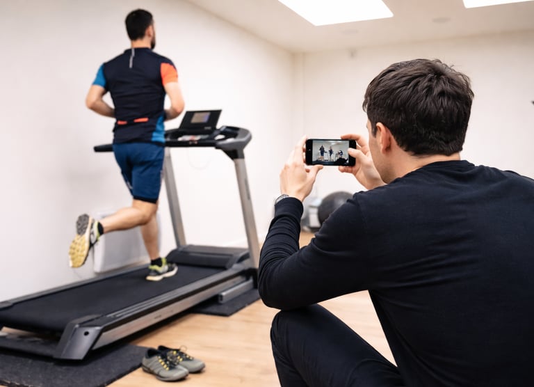 Analyse de foulée sur tapis de course