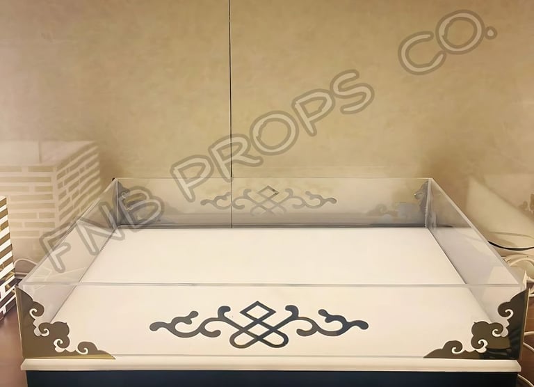 Premium bottle presenter prop for nightclubs and bars