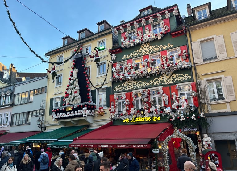 Laterne Baden Baden fully decorated for Christmas