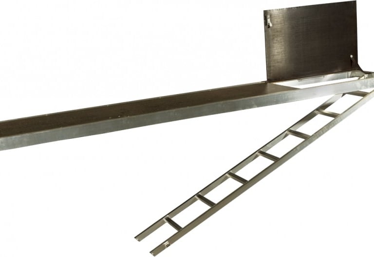 aluminija klajs ar luku un kapnem 3m