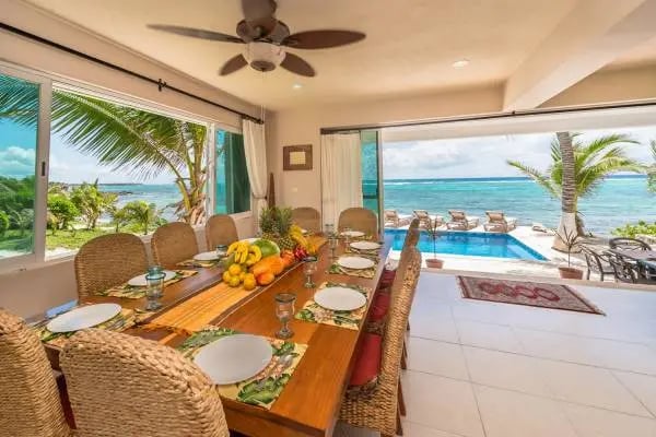 the dining area at the grief relief retreat mexico