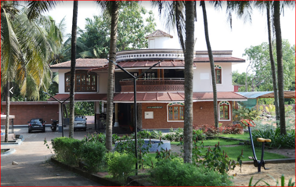 Reception Hall in Kateel temple