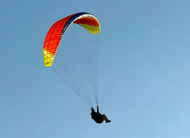 hobbyGT Orange acro paraglider