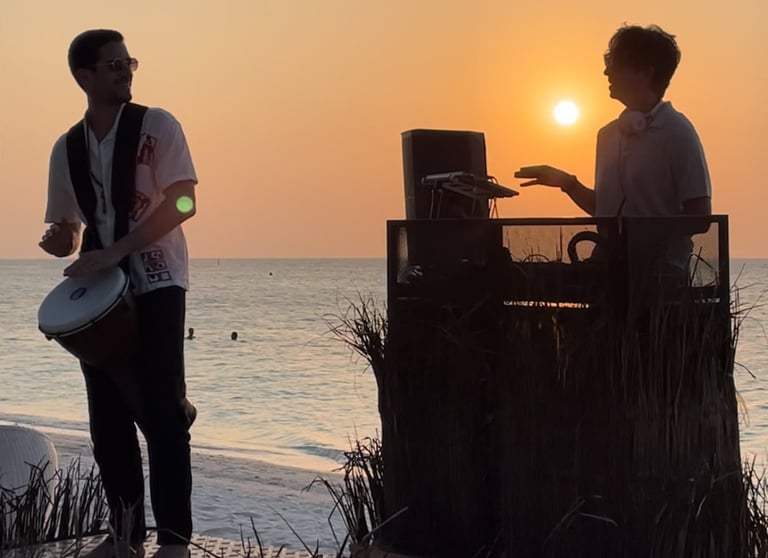 Thibault & Arnaud DJ et percussion live pour Club med établissements haut de gamme