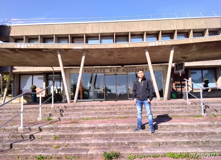 Photo of Henry Areiza at the University of Rennes