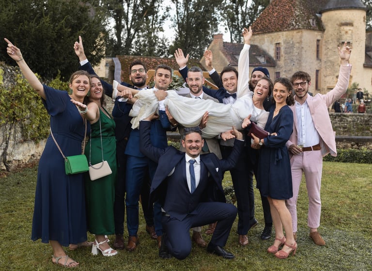 Vin d'honneur photo de petit groupe