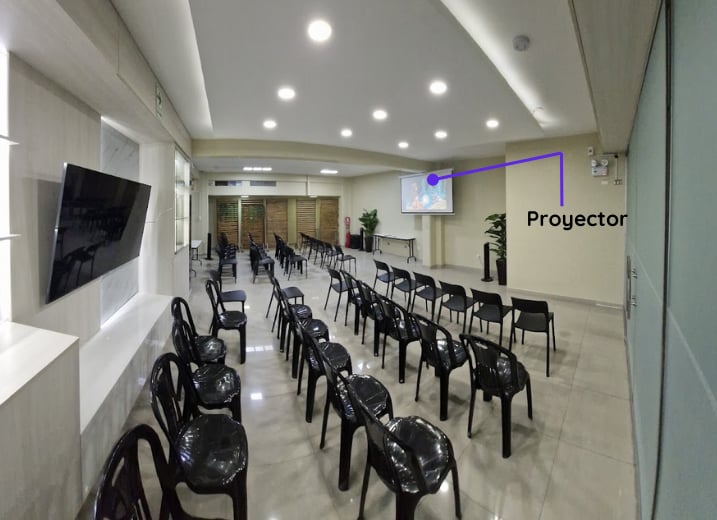 Auditorio con 50 sillas
