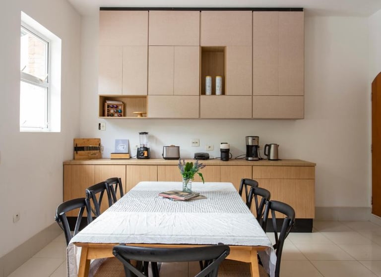<img src="foto-evento.jpg" alt="Espaço para eventos corporativos em São Paulo, Casa do Morumbi">