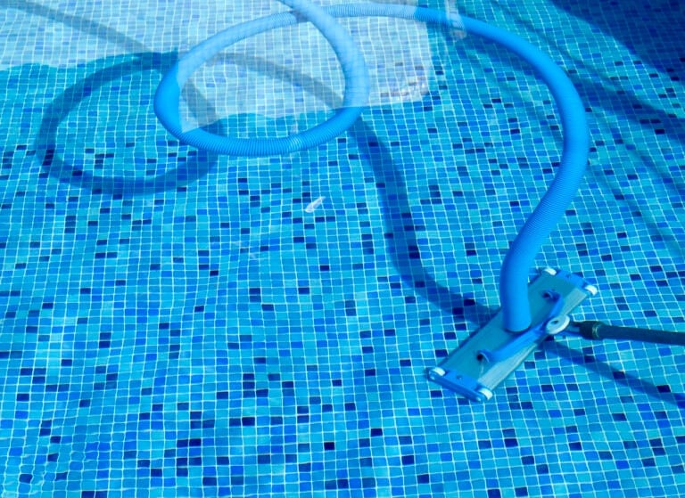 Aspiration piscine
