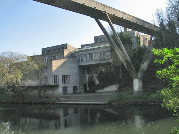 Dunellm House and Kingsgate Bridge