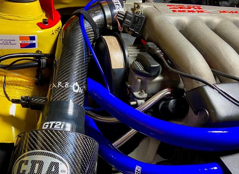 Motor Seat Ibiza 6k código motor Abf con admisión directa en fibra de carbono twill