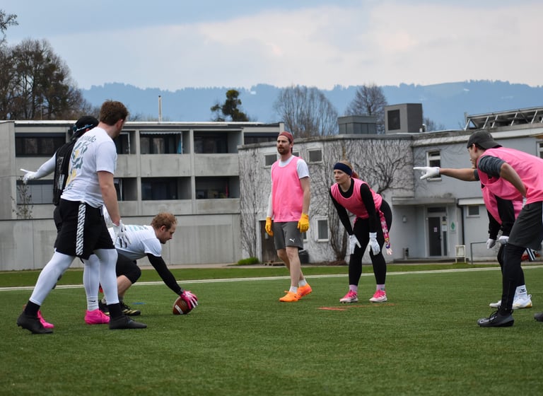 Flag Football Training der Limmat Lightning in Zürich – Mixed Team Offense gegen Defense