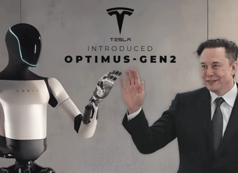 Elon Musk y Tesla Bot Optimus Gen 2