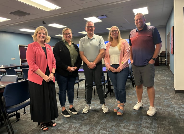 Doug with SHRM attendees