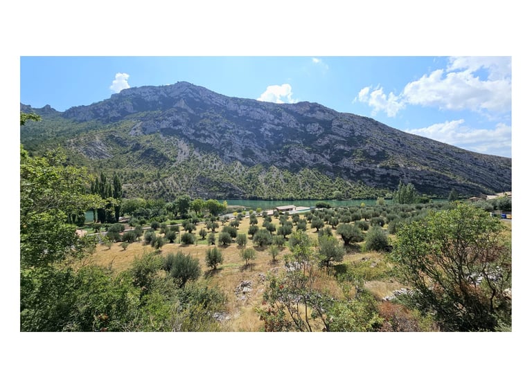 Sopeira photographed by NIKORU