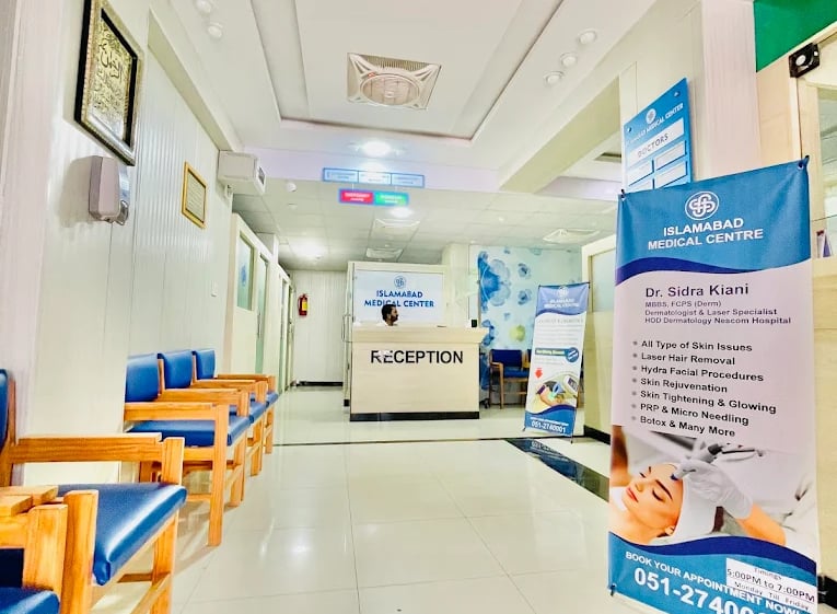 Islamabad Medical Center reception area in G-10 – patient registration and help desk