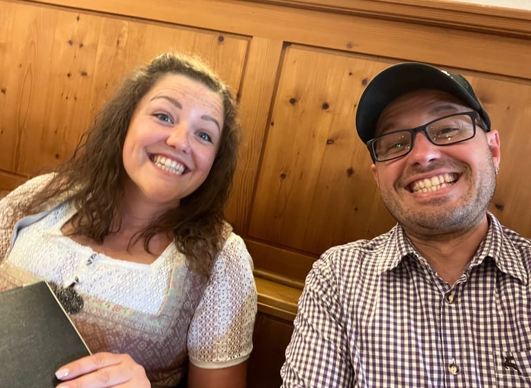 Mooszwiebeln, Nicole und Markus aus dem Donaumoos