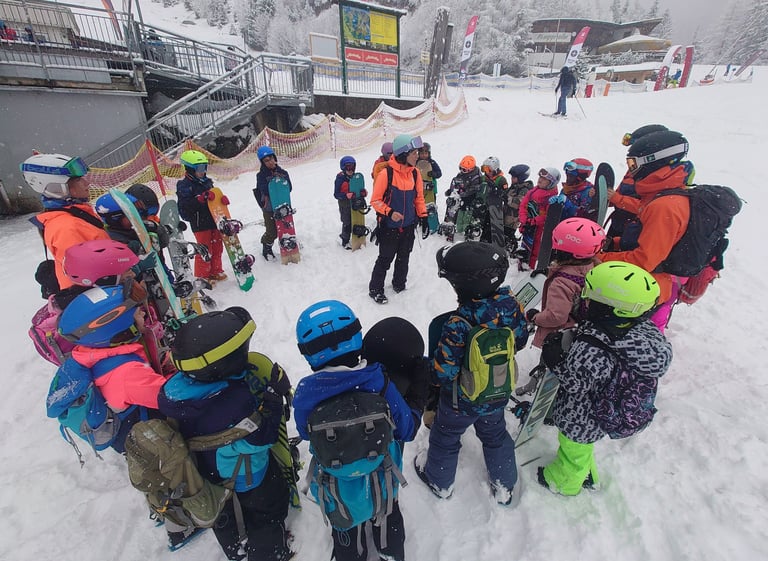 kindergarten, schulen ski woche in Seefeld
